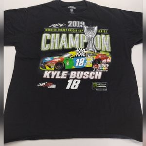 Kyle Busch NASCAR tee XL